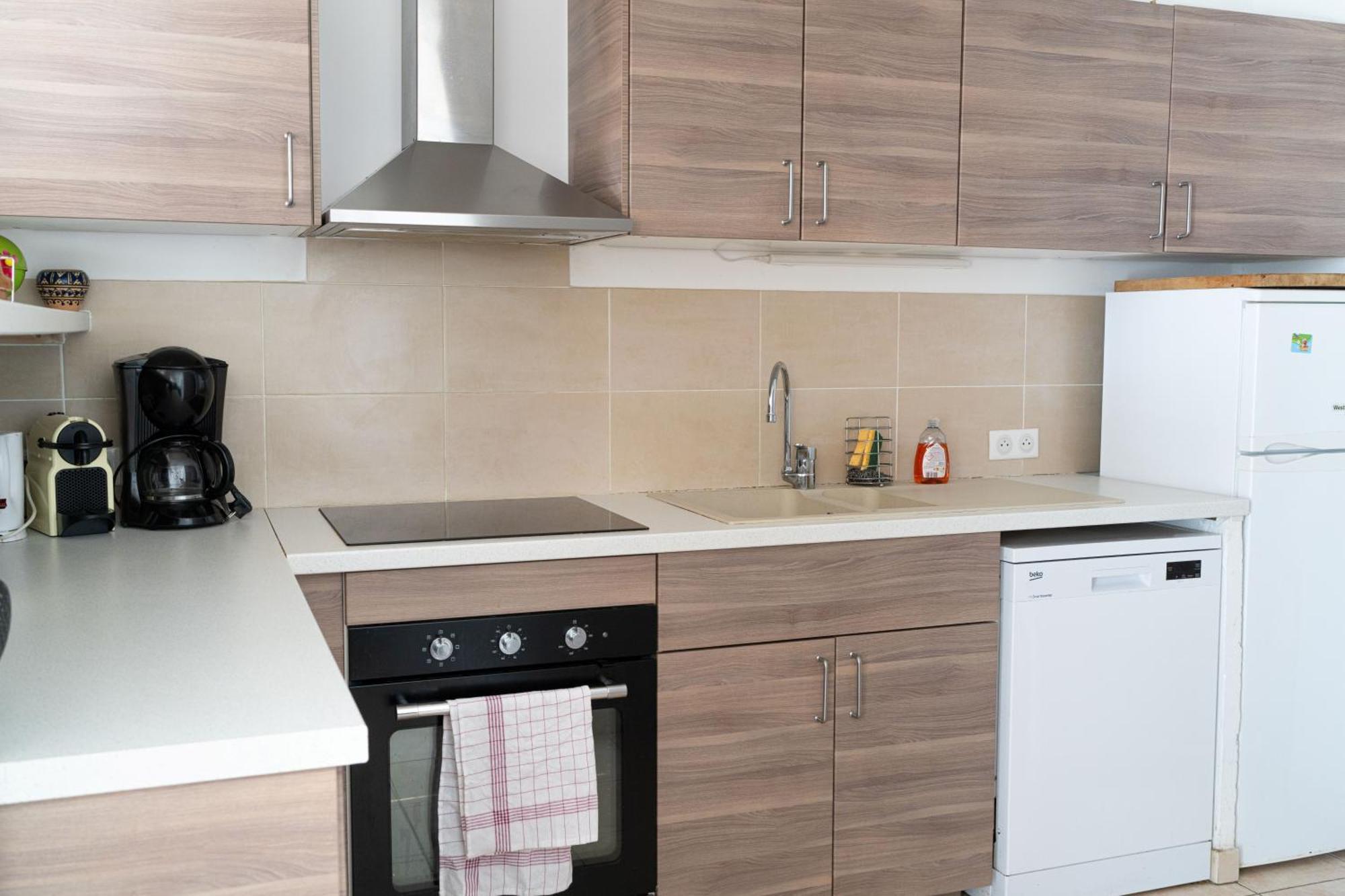 Holiday home Ecureuil Et Pinede *