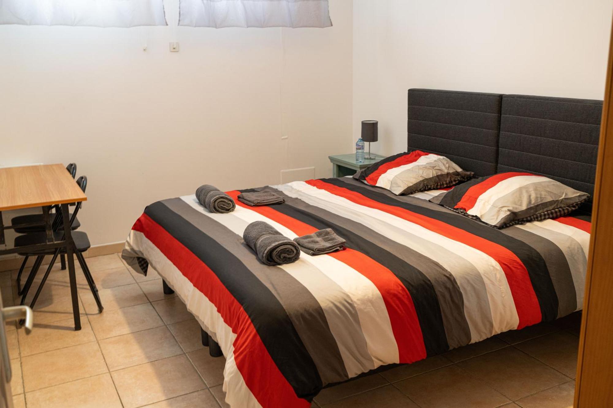 Ecureuil Et Pinede Holiday home Velaux