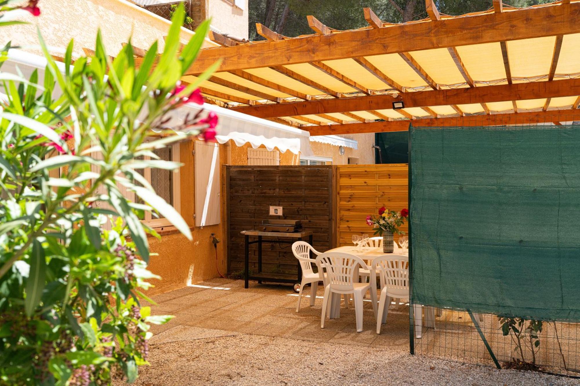 Ecureuil Et Pinède Casa vacanze *